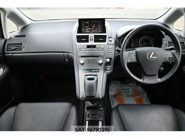 Lexus HS 2013-11 276020-1