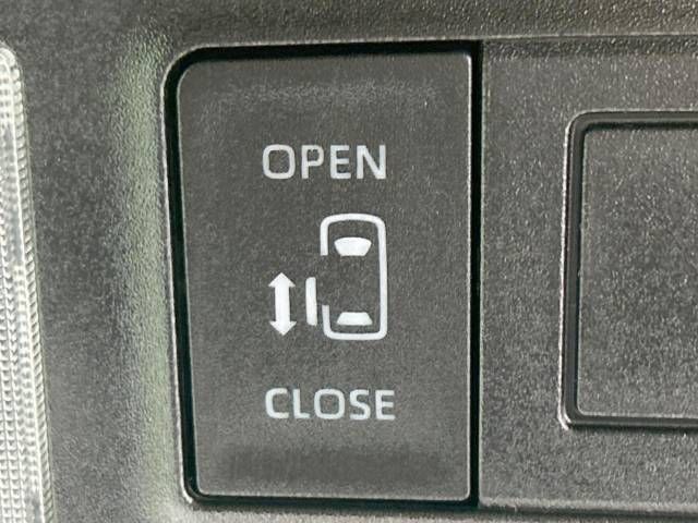 Toyota VOXY 2023-04 182200-5