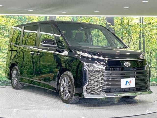 Toyota VOXY 2023-04 182200-17