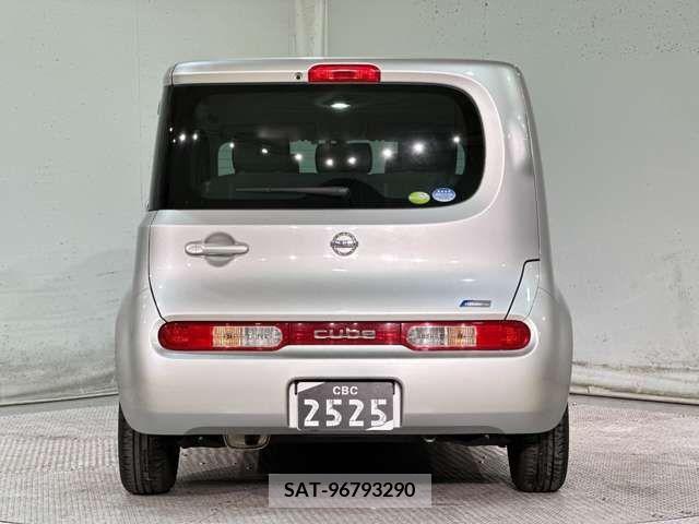 Nissan CUBE 2009-06 219895-8