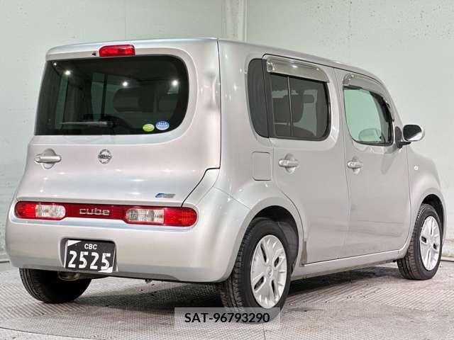 Nissan CUBE 2009-06 219895-7