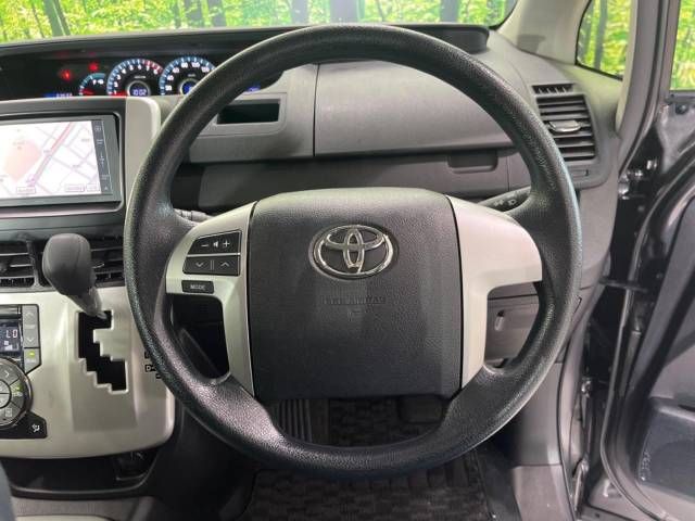 Toyota NOAH 2013-12 21319-11