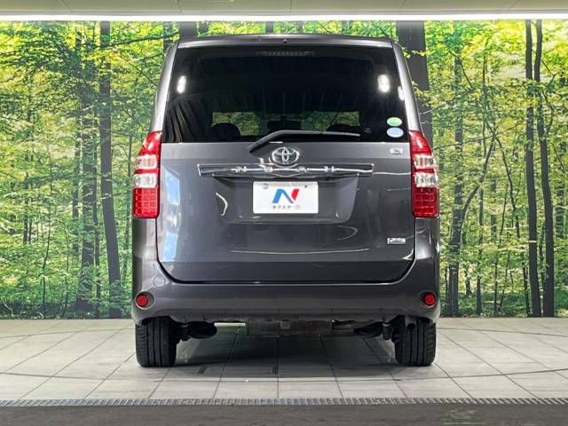 Toyota NOAH 2013-12 21319-15
