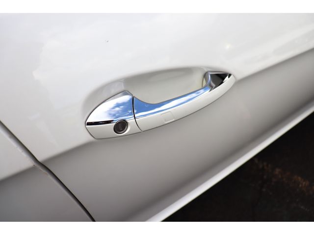 Mercedes Benz E-CLASS 2014-01 10509-14