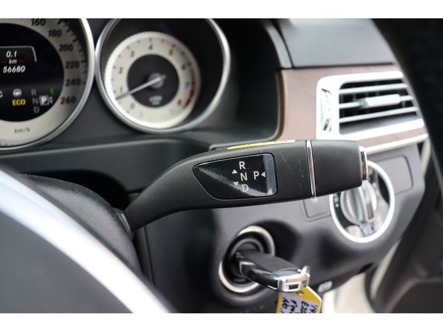 Mercedes Benz E-CLASS 2014-01 10509-6