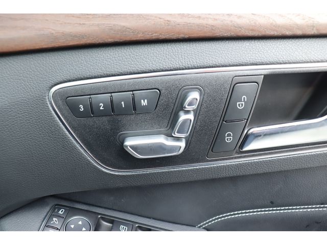 Mercedes Benz E-CLASS 2014-01 10509-8
