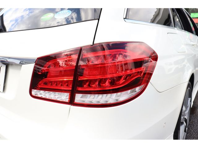 Mercedes Benz E-CLASS 2014-01 10509-20