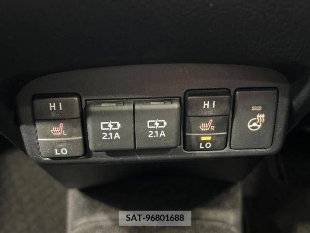 Toyota SIENTA 2018-12 218329-6