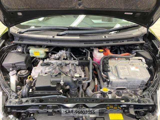 Toyota AQUA 2012-07 247363-18