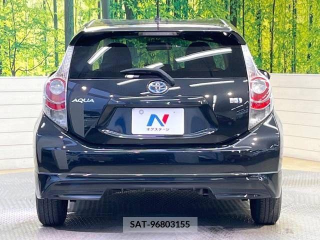 Toyota AQUA 2012-07 247363-15