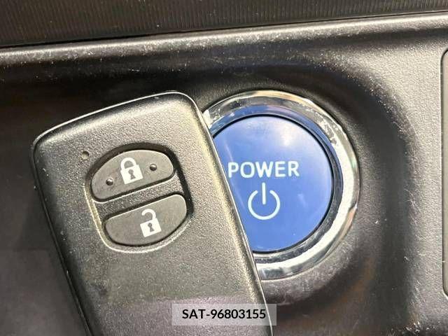 Toyota AQUA 2012-07 247363-7