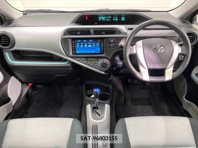 Toyota AQUA 2012-07 247363-1