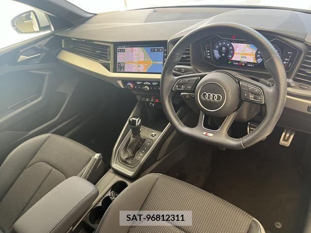 Audi A1 2021-05 382709-7