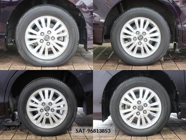Toyota NOAH 2015-05 217944-5