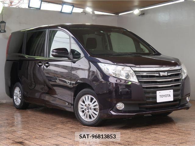Toyota NOAH 2015-05 217944-0