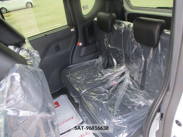 Daihatsu TANTO CUSTOM 2023-11 207788-6
