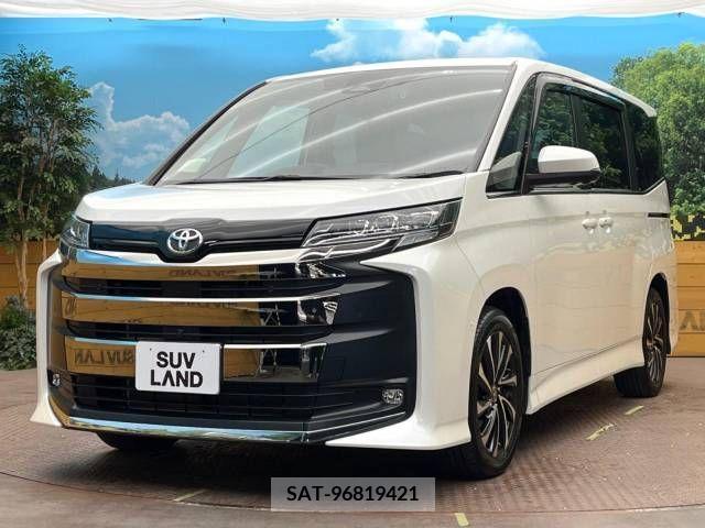 Toyota NOAH 2022-04 313579-16