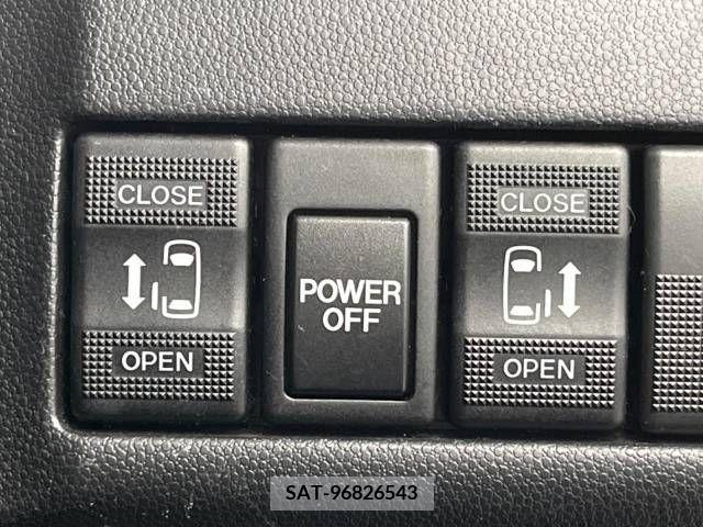Mazda PREMACY 2014-03 256898-4