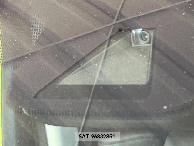 Toyota ALPHARD 2022-09 299557-5