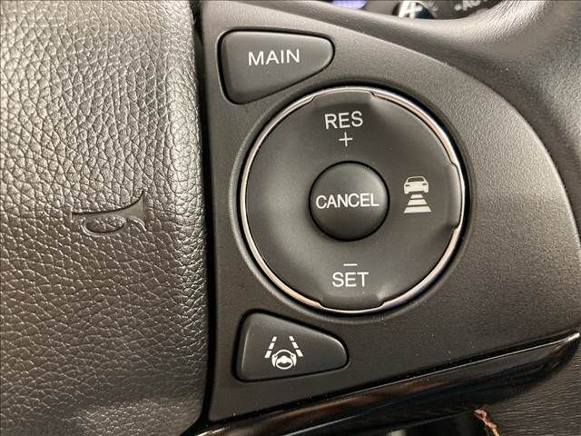 Honda VEZEL 2018-03 22240-8