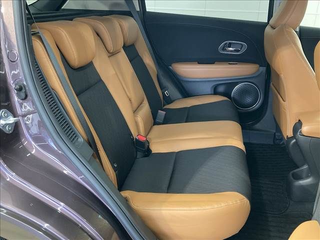 Honda VEZEL 2018-03 22240-12