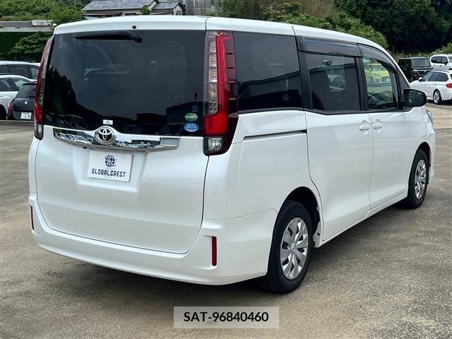 Toyota NOAH 2016-02 279519-14