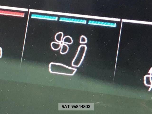 Audi A8 2021-03 261140-6