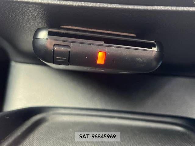 Toyota PRIUS 2022-07 322520-7