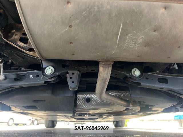 Toyota PRIUS 2022-07 322520-19