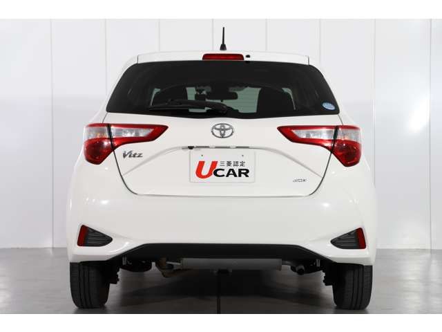 Toyota VITZ 2018-01 183246-19