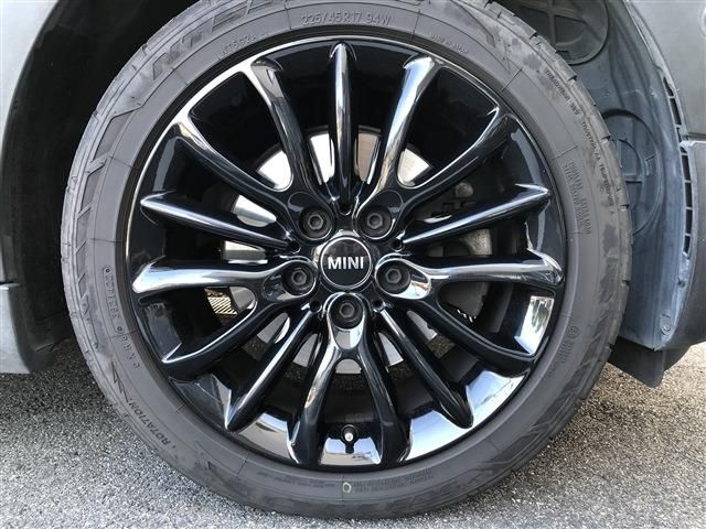 Bmw MINI 2019-04 13206-16