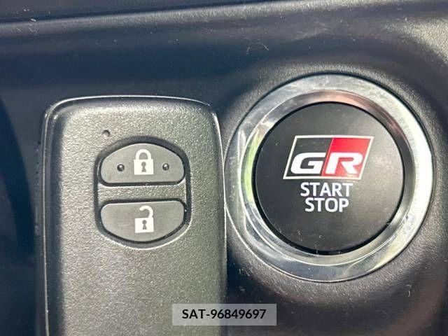 Toyota AQUA 2019-03 338500-7