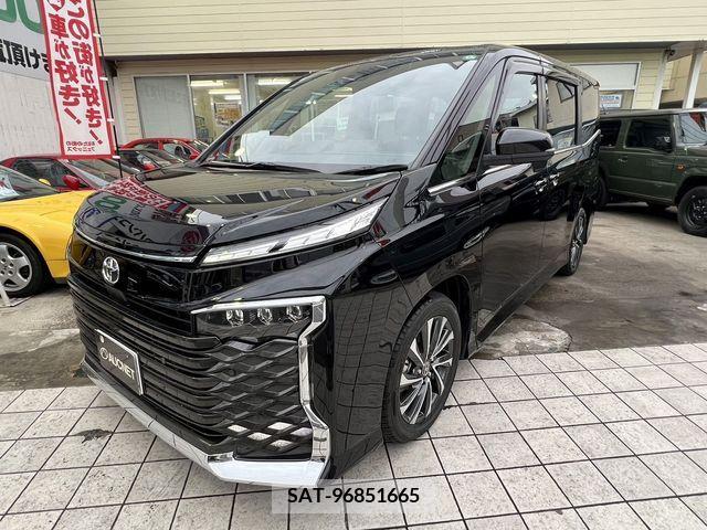 Toyota VOXY 2023-07 289055-0