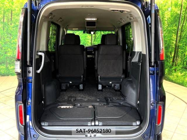 Honda STEP WGN 2018-07 368826-11