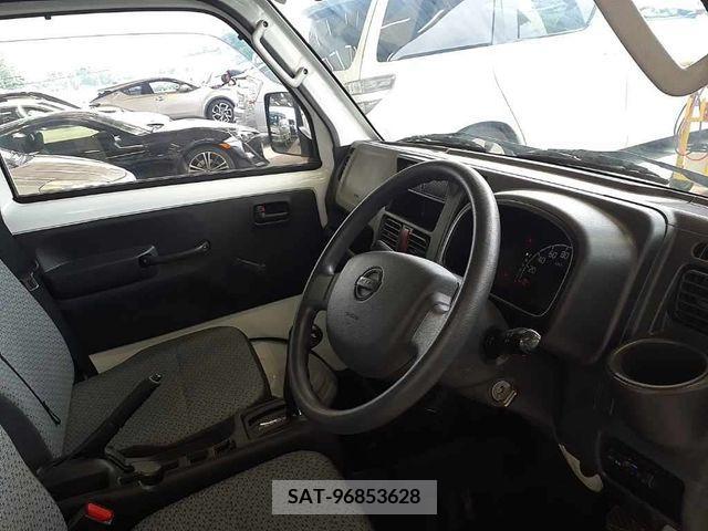 Nissan CLIPPER 2020-07 302147-5