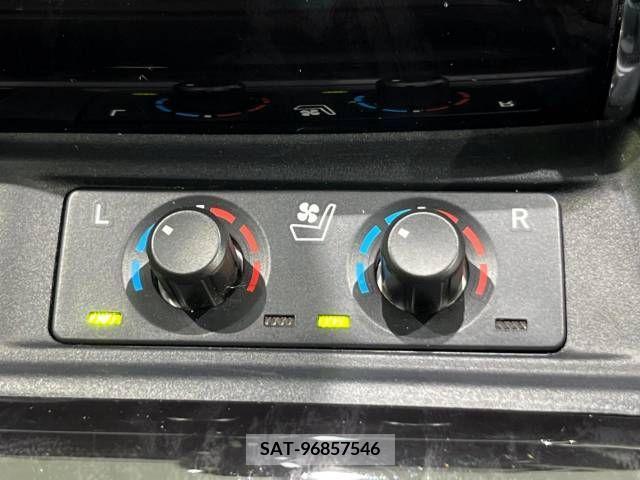 Toyota ALPHARD 2022-03 299535-10