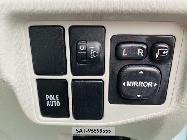 Toyota PRIUS 2010-07 201242-11