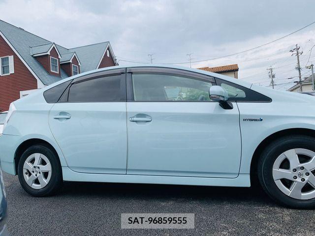 Toyota PRIUS 2010-07 201242-14