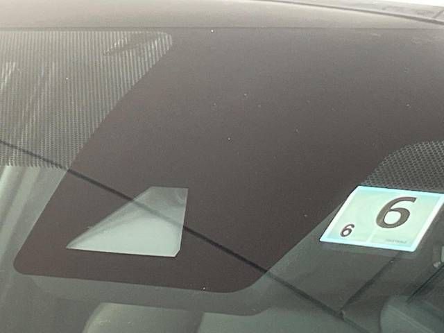 Toyota C-HR 2017-06 183336-4