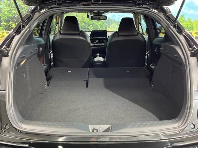 Toyota C-HR 2017-06 183336-10