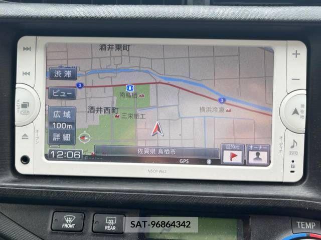 Toyota AQUA 2013-05 313974-2