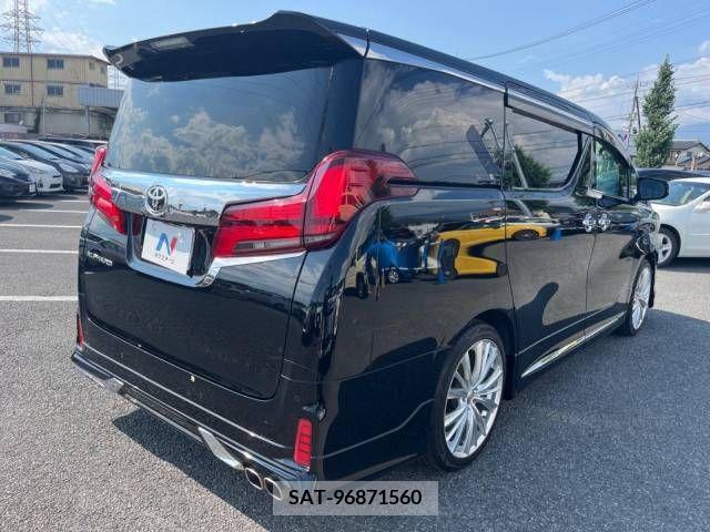 Toyota ALPHARD 2018-10 355567-18