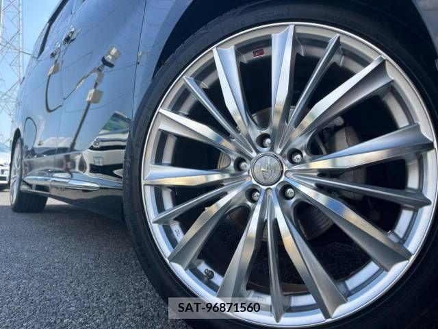 Toyota ALPHARD 2018-10 355567-14