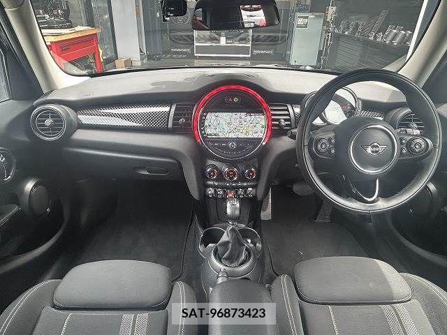 Bmw MINI 2020-05 319881-2