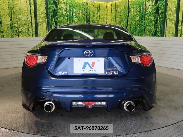 Toyota 86 2013-10 218231-15