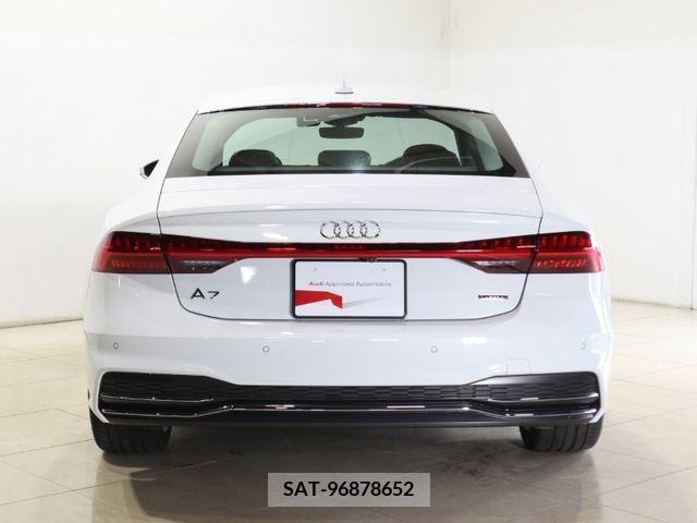 Audi A7 2021-03 317870-2