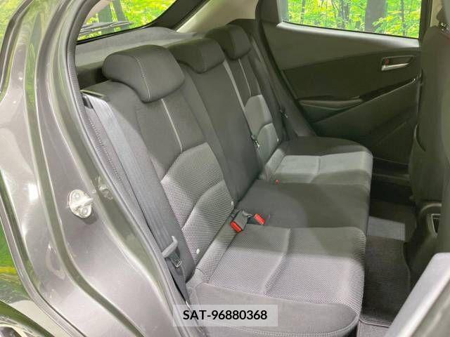 Mazda DEMIO 2017-11 390512-9