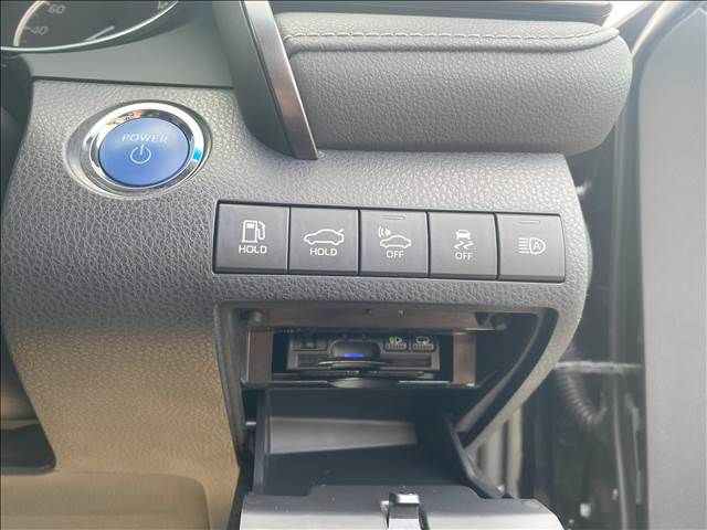 Toyota CAMRY HYBRID 2018-11 182186-10