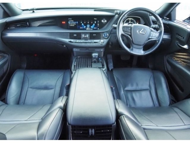 Lexus LS 2017-12 194716-8