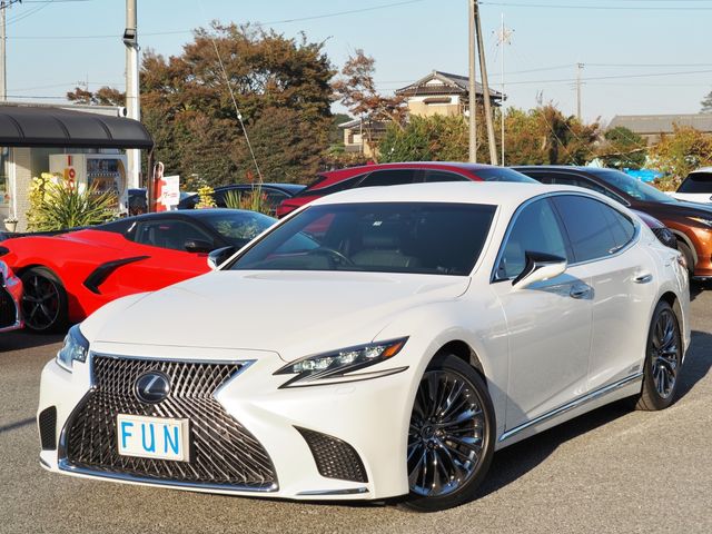 Lexus LS 2017-12 194716-3